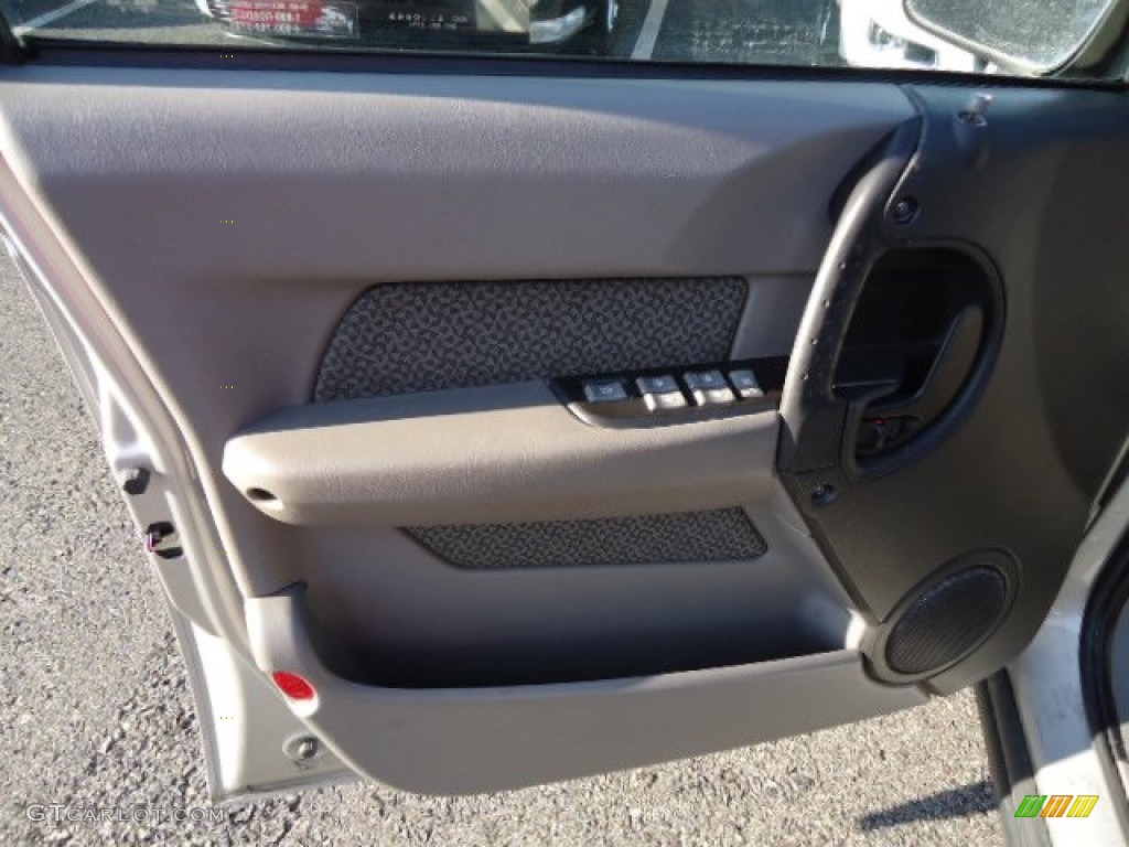 2005 Aztek  - Liquid Silver Metallic / Dark Gray photo #17