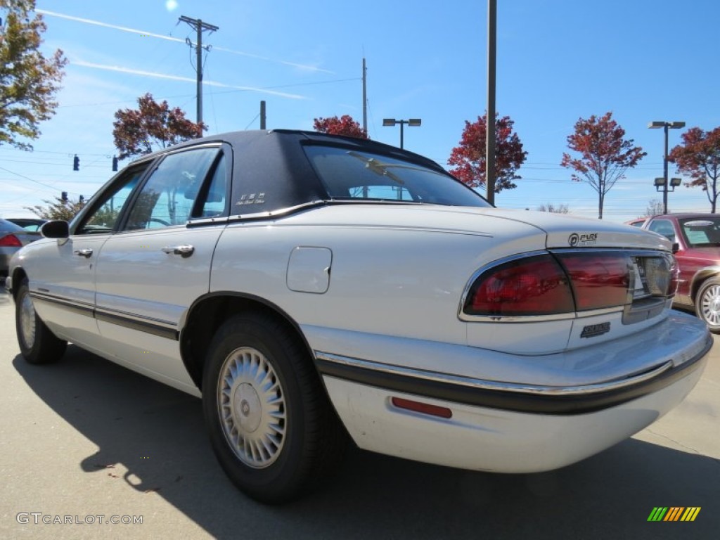 1998 LeSabre Custom - Bright White / Taupe photo #2