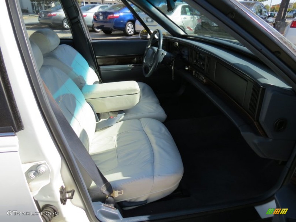 1998 LeSabre Custom - Bright White / Taupe photo #10