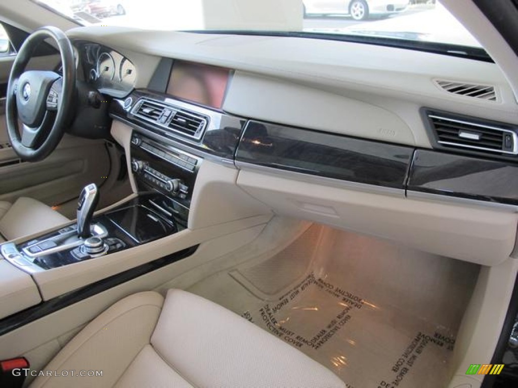 2009 BMW 7 Series 750i Sedan Oyster Nappa Leather Dashboard Photo #72630983