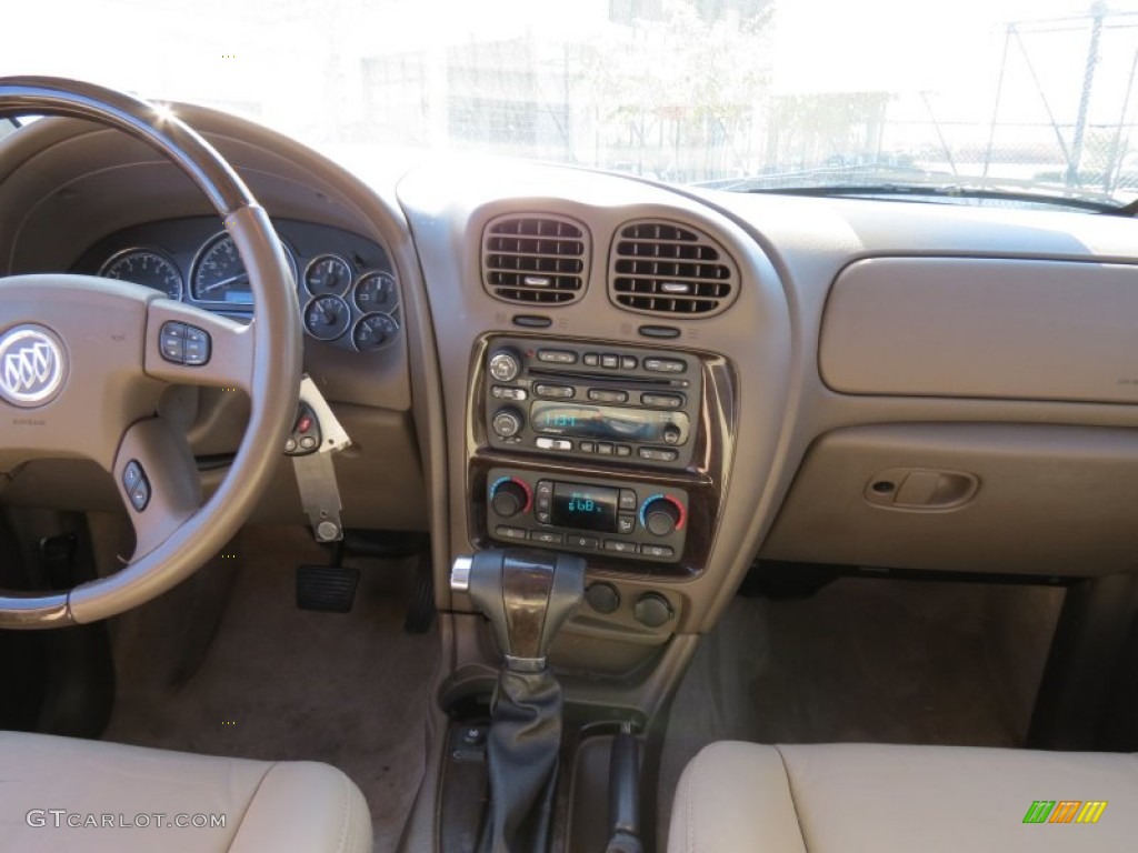 2005 Buick Rainier CXL Cashmere Dashboard Photo #72632186