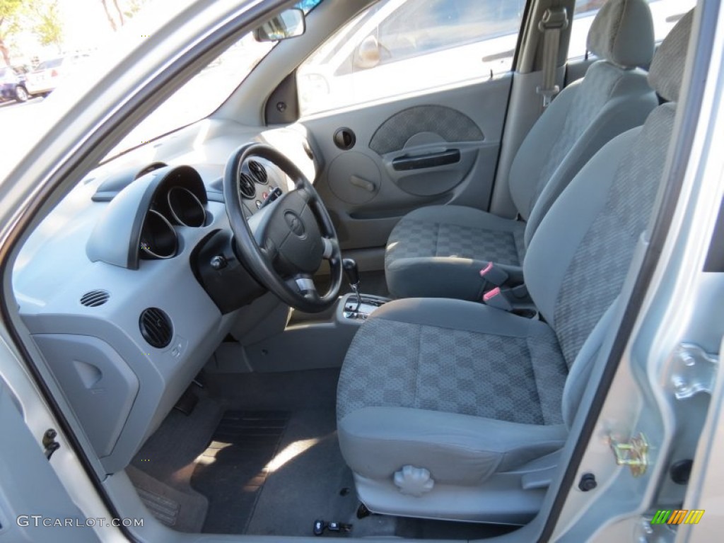 2005 Chevrolet Aveo LS Sedan Front Seat Photo #72632396