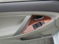 Super White - Camry XLE Photo No. 8