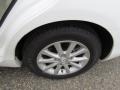 Super White - Camry XLE Photo No. 17