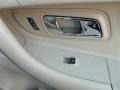 2013 White Platinum Tri-Coat Ford Taurus SEL  photo #30