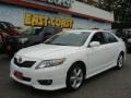 Super White - Camry SE Photo No. 3
