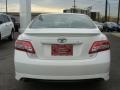 Super White - Camry SE Photo No. 5