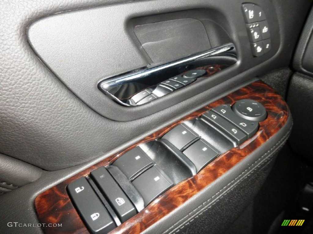 2013 GMC Yukon XL Denali AWD Controls Photo #72640880