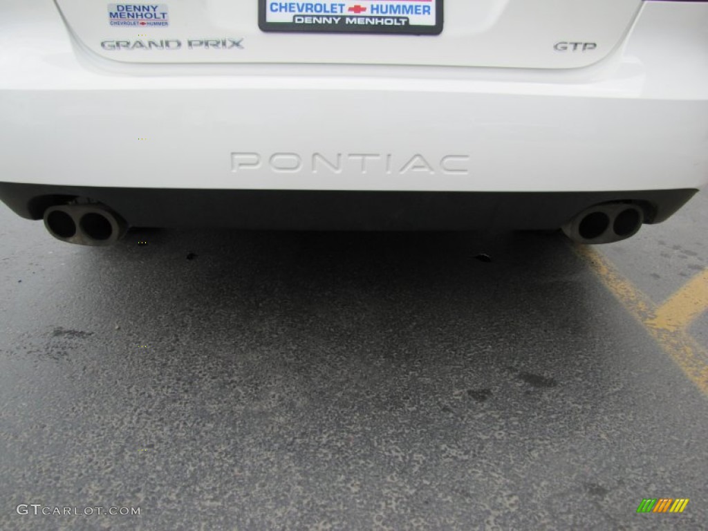 2005 Grand Prix GTP Sedan - Ivory White / Dark Pewter photo #27