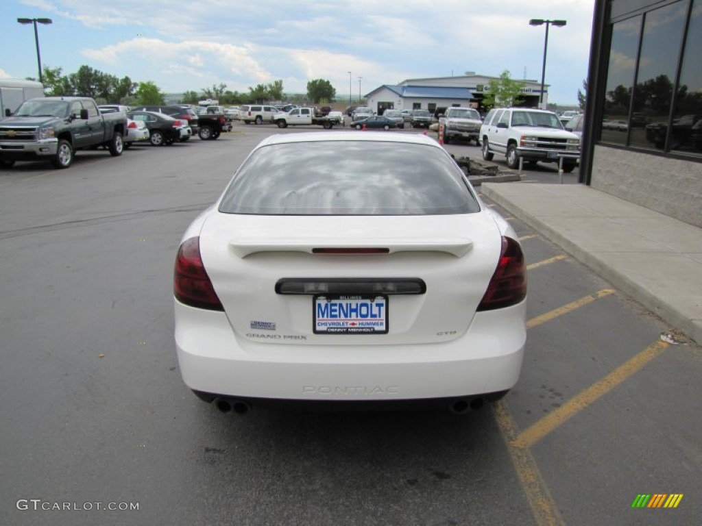 2005 Grand Prix GTP Sedan - Ivory White / Dark Pewter photo #28