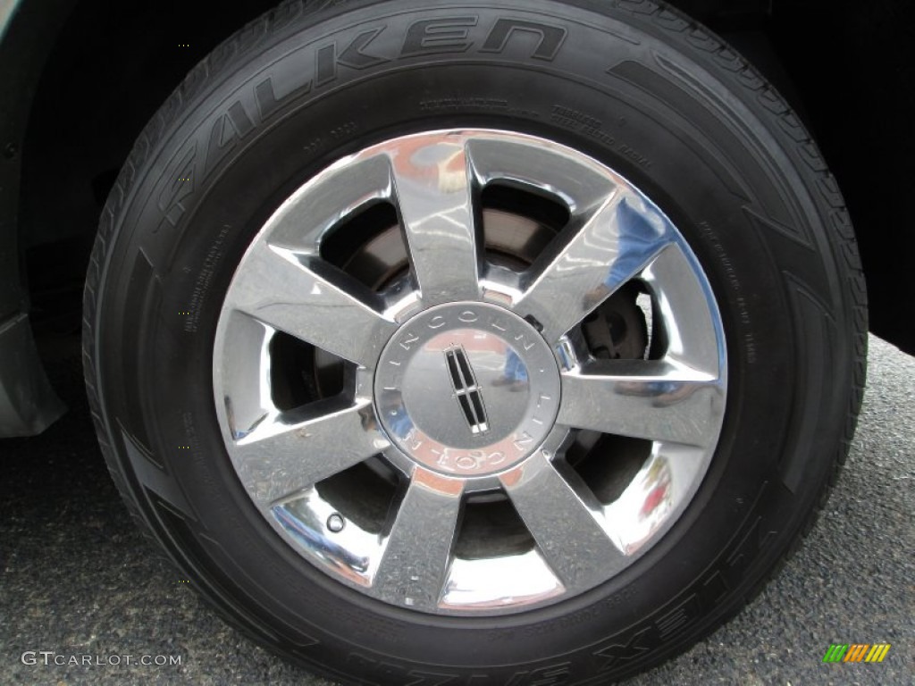 2004 Navigator Luxury 4x4 - Mineral Grey Metallic / Dove Grey photo #33