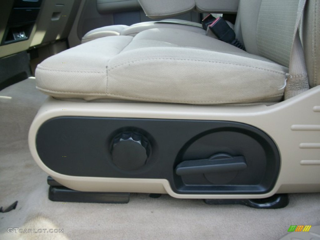 2004 Ford F150 XLT SuperCab Front Seat Photo #72646808