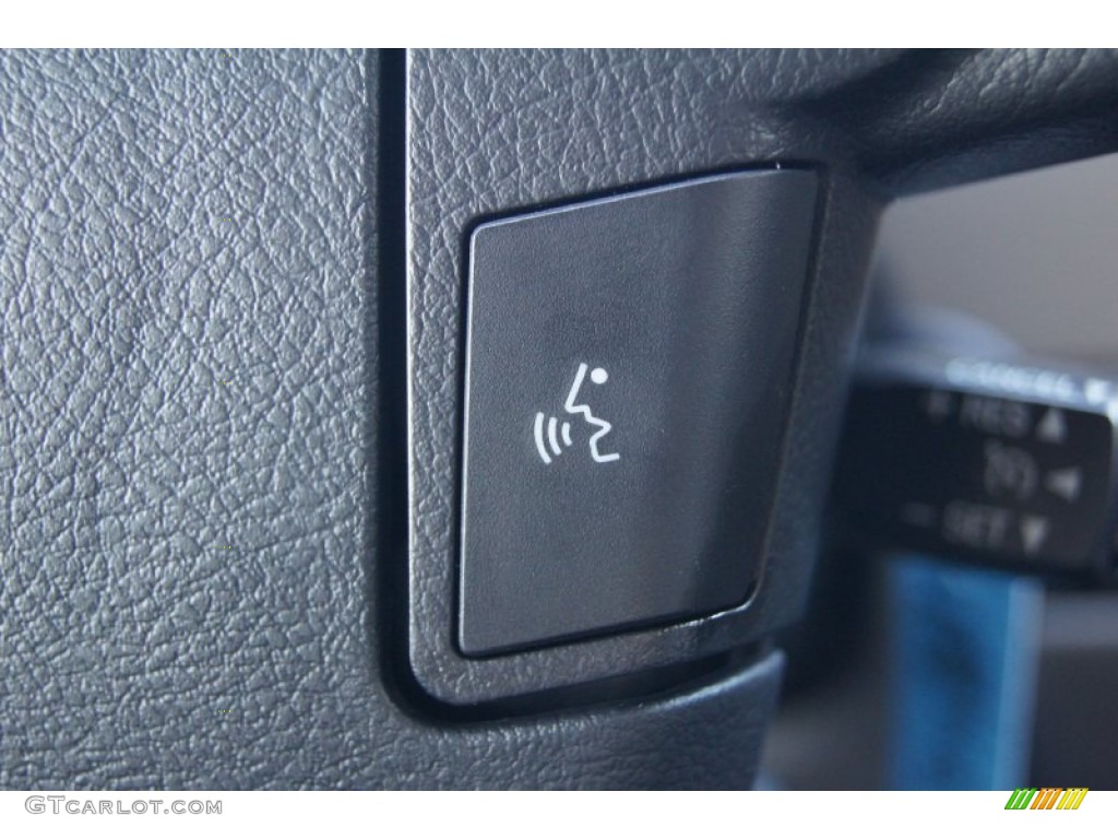 2013 Toyota Tundra Platinum CrewMax 4x4 Controls Photo #72648473