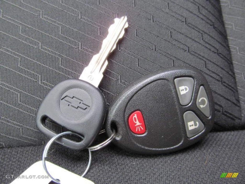 2011 Chevrolet Silverado 1500 LT Extended Cab 4x4 Keys Photo #72648561