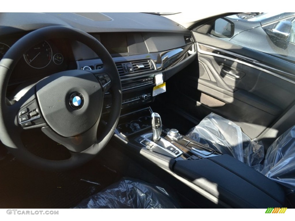 2013 5 Series 528i Sedan - Jet Black / Black photo #5