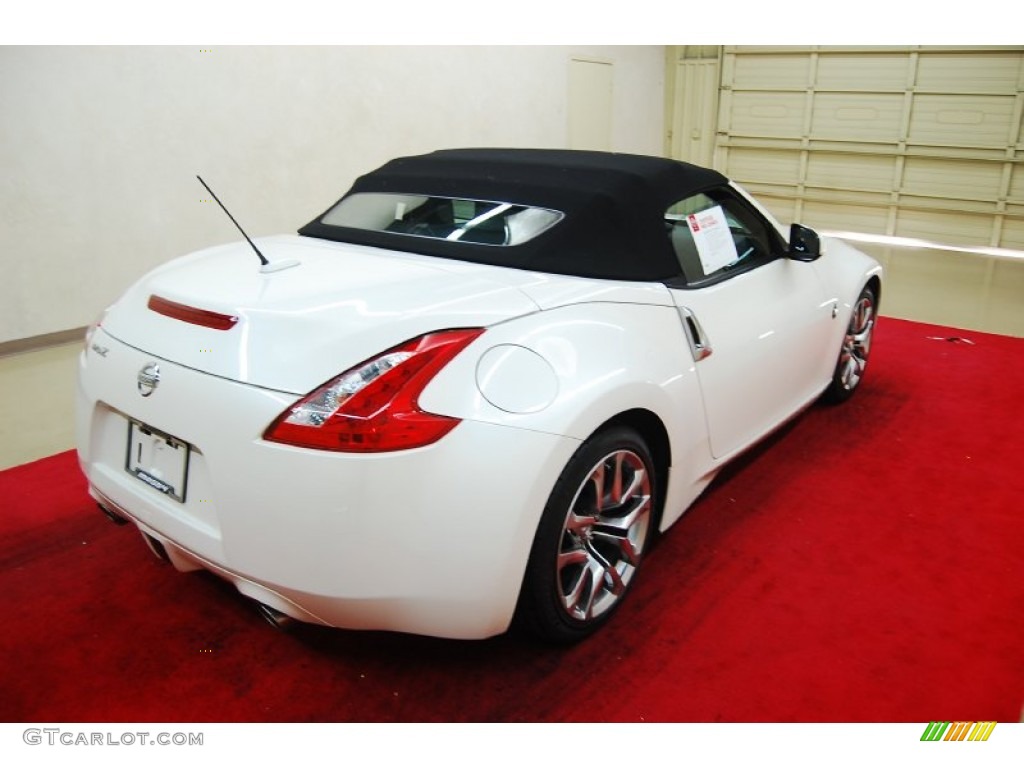 2010 370Z Touring Roadster - Pearl White / Black Leather photo #6