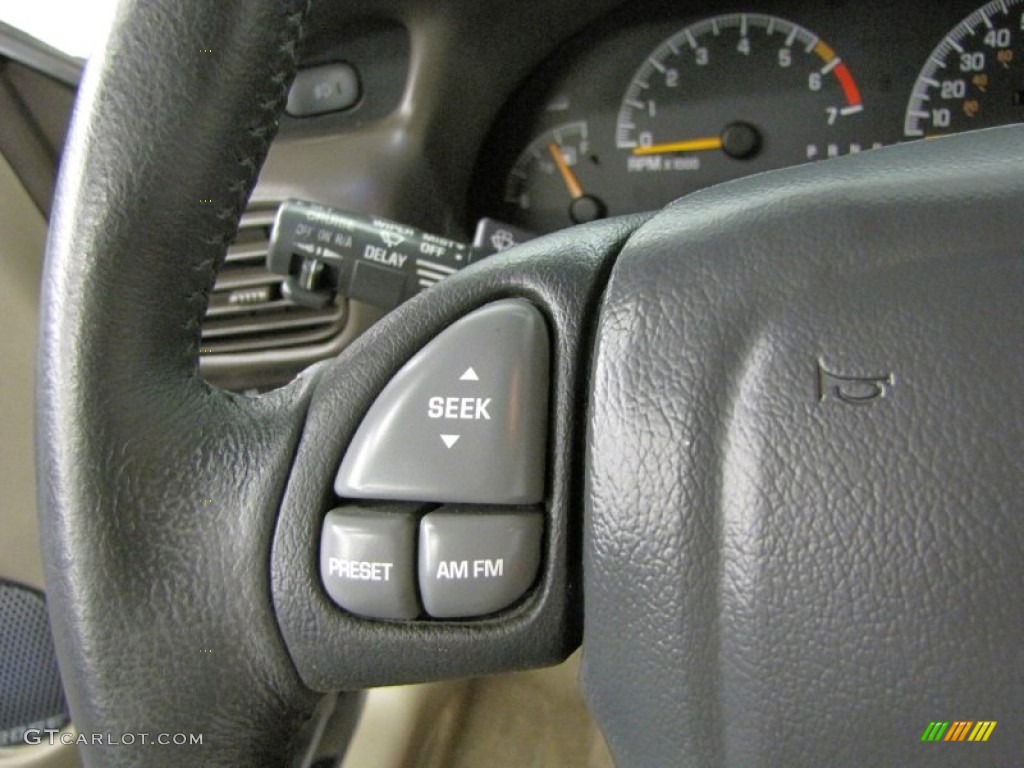 2000 Grand Prix GT Sedan - Champagne Beige Metallic / Dark Taupe photo #20
