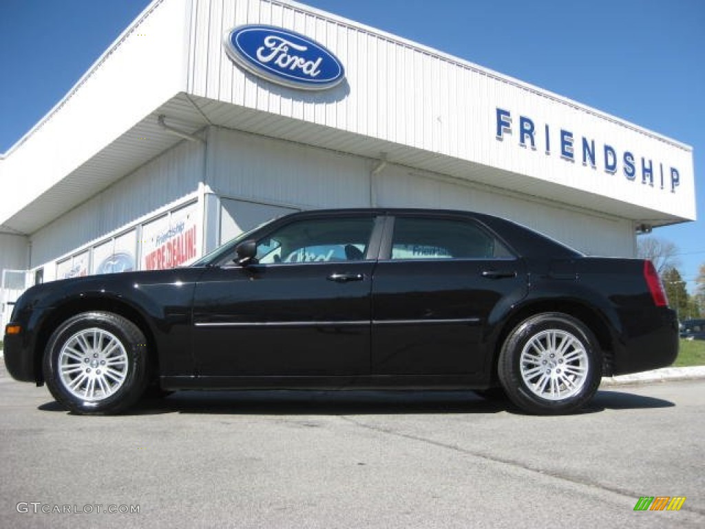 Brilliant Black Chrysler 300