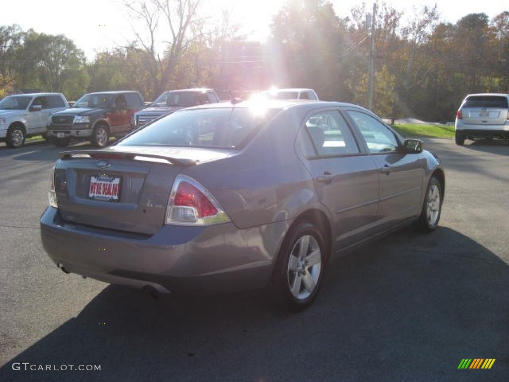2007 Fusion SE V6 - Tungsten Grey Metallic / Light Stone photo #6