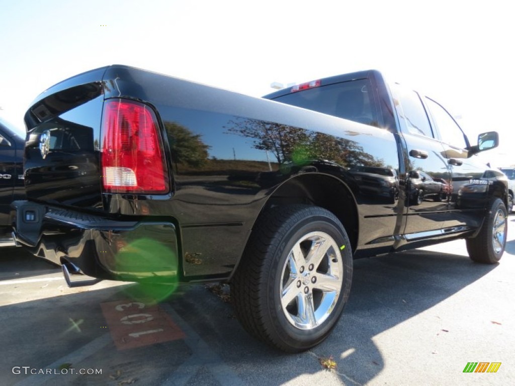 2012 Ram 1500 Express Quad Cab - Black / Dark Slate Gray/Medium Graystone photo #3