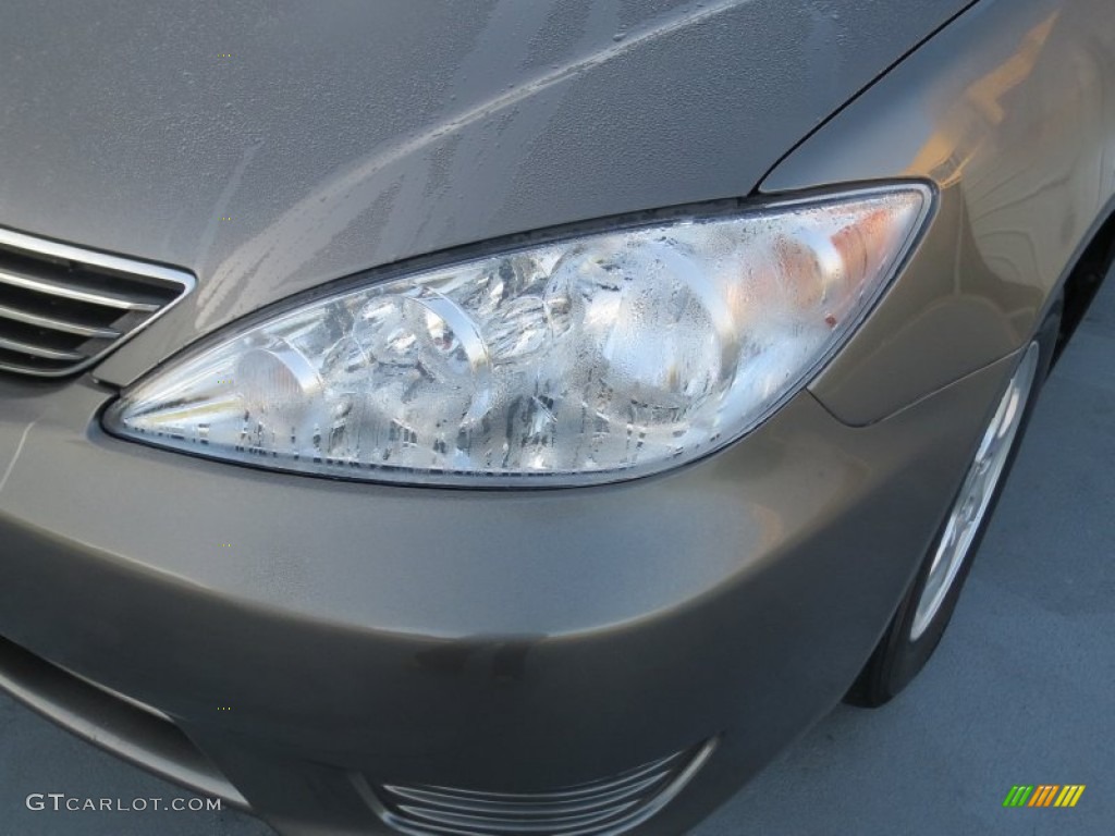 2005 Camry LE - Phantom Gray Pearl / Gray photo #8