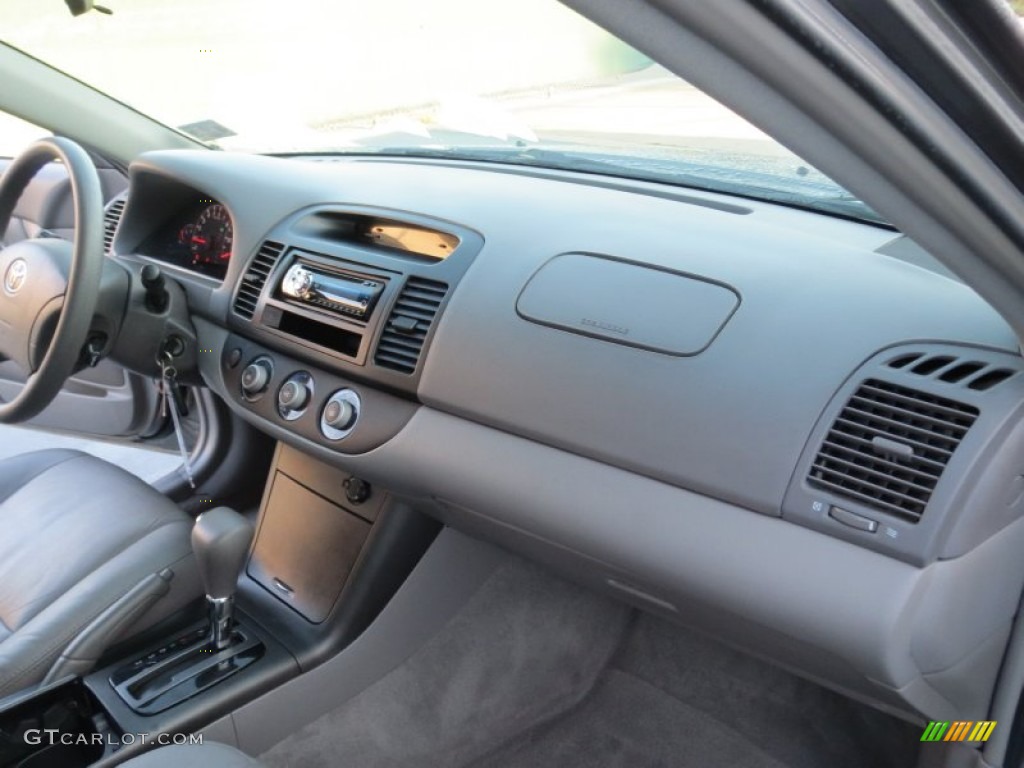 2005 Camry LE - Phantom Gray Pearl / Gray photo #22