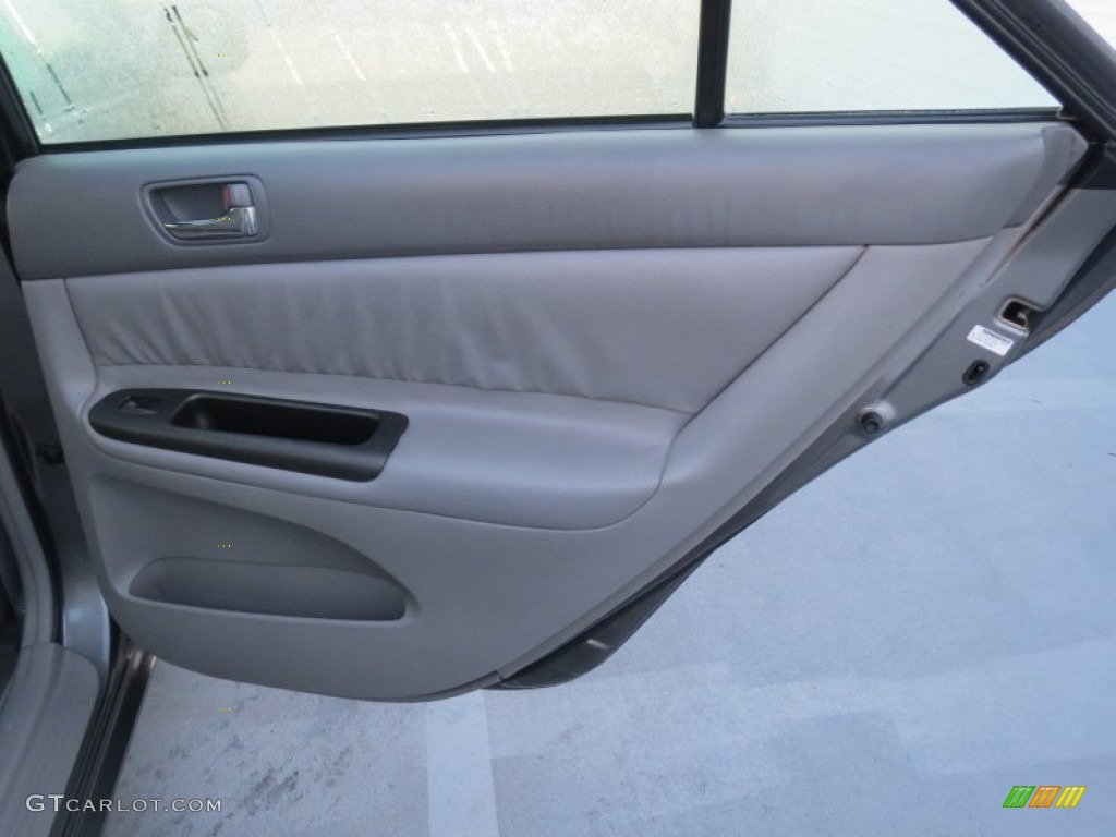 2005 Camry LE - Phantom Gray Pearl / Gray photo #24