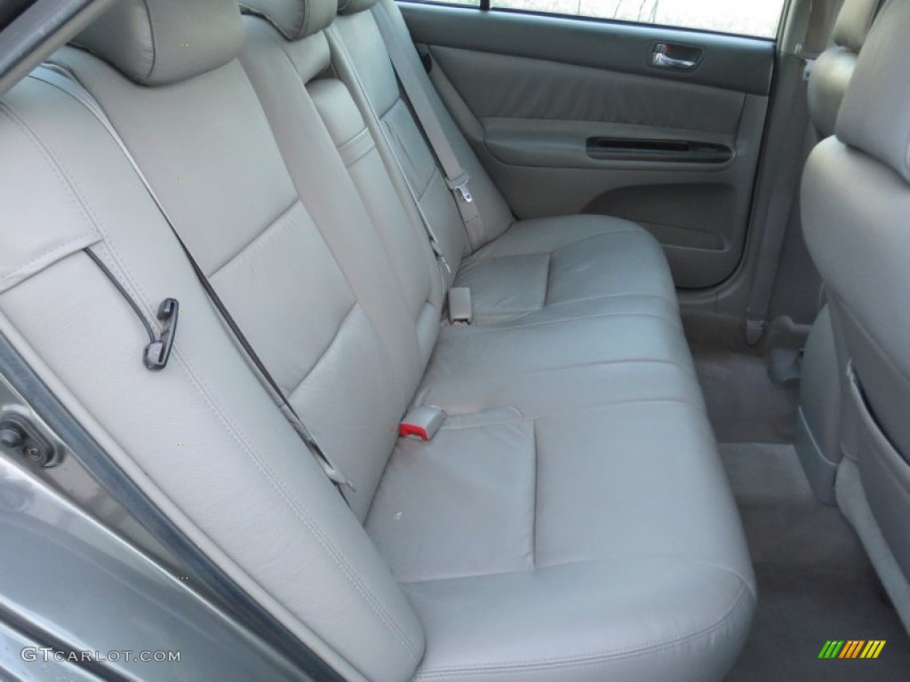 2005 Camry LE - Phantom Gray Pearl / Gray photo #25