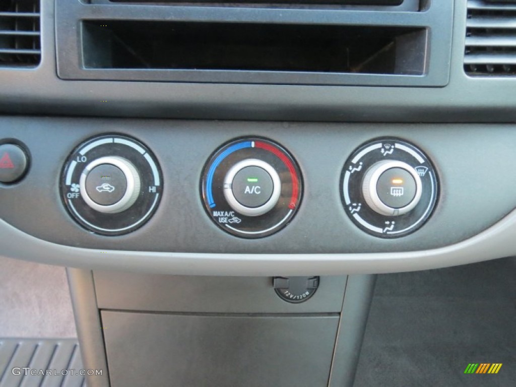 2005 Camry LE - Phantom Gray Pearl / Gray photo #35