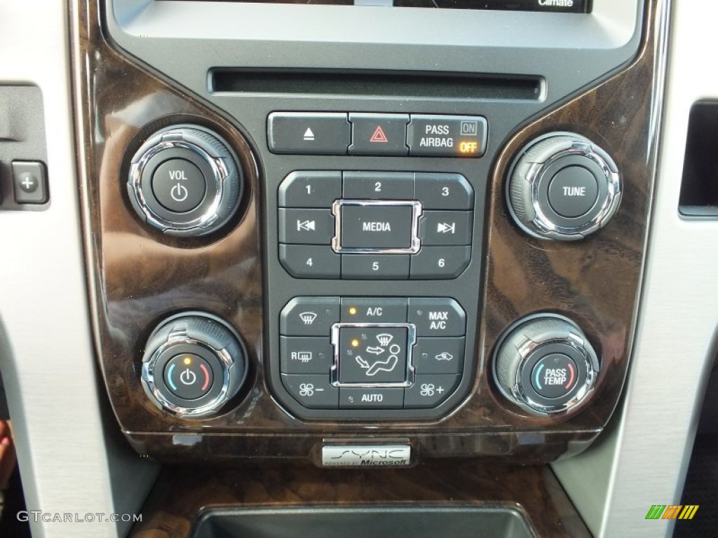 2013 Ford F150 Platinum SuperCrew 4x4 Controls Photo #72660724