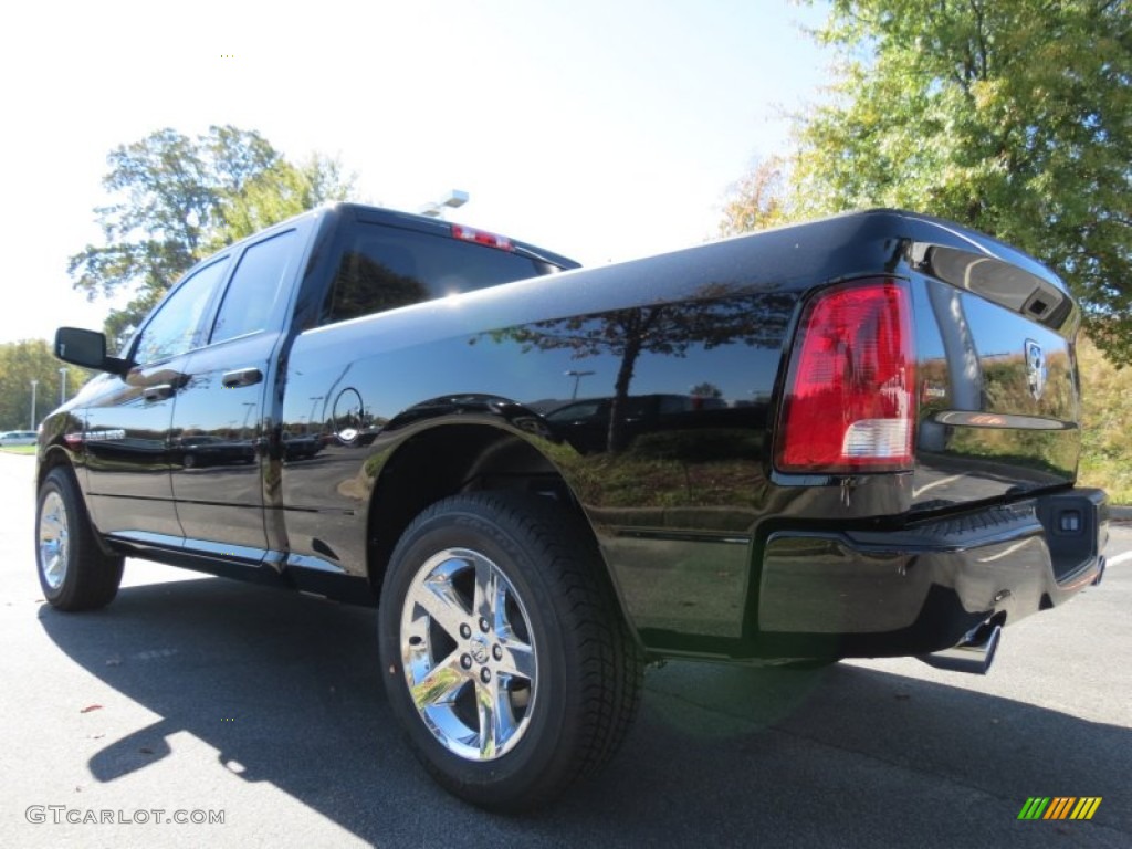 2012 Ram 1500 Express Quad Cab - Black / Dark Slate Gray/Medium Graystone photo #2