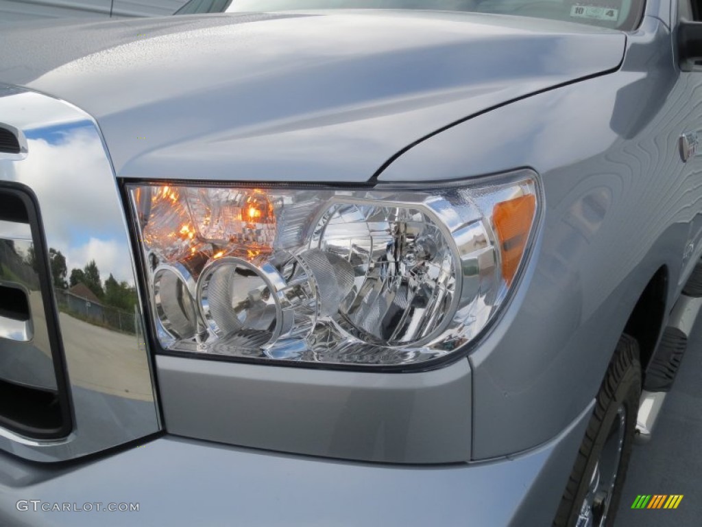 2013 Tundra TSS CrewMax - Silver Sky Metallic / Black photo #8