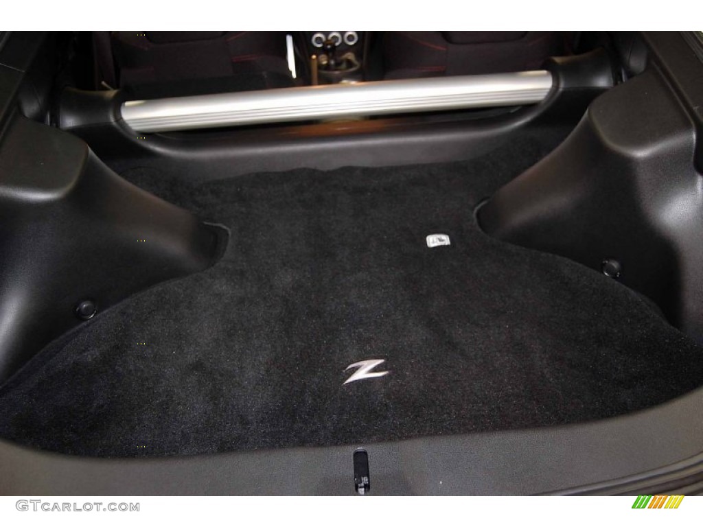 2010 Nissan 370Z NISMO Coupe Trunk Photos