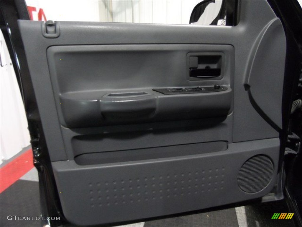 2006 Dodge Dakota Night Runner Quad Cab Door Panel Photos