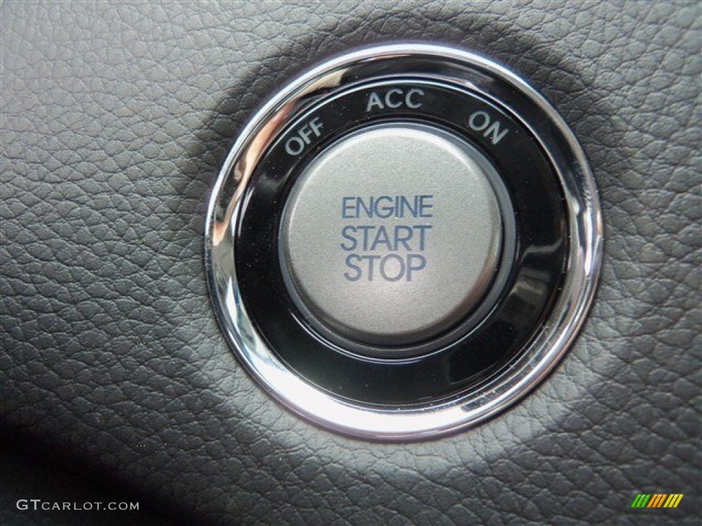 2013 Hyundai Azera Standard Azera Model Controls Photo #72669747