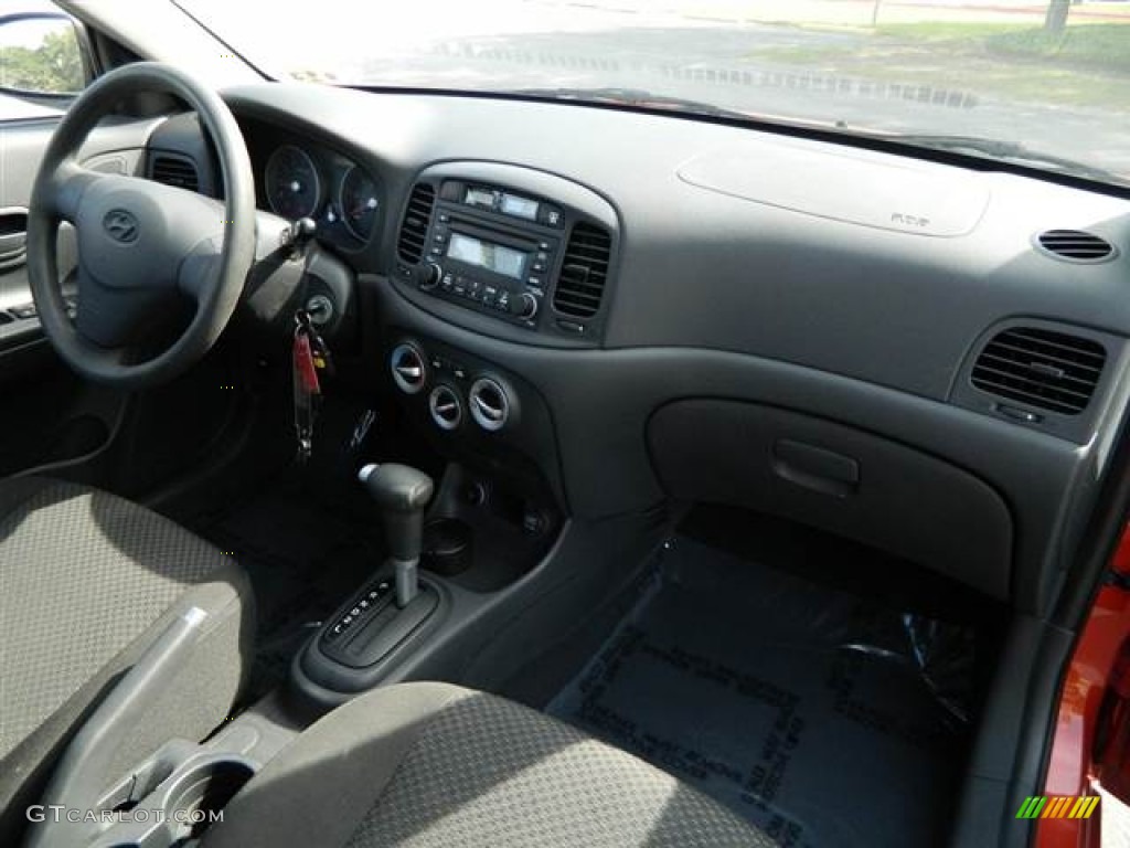 2008 Accent GS Coupe - Tango Red / Black photo #4