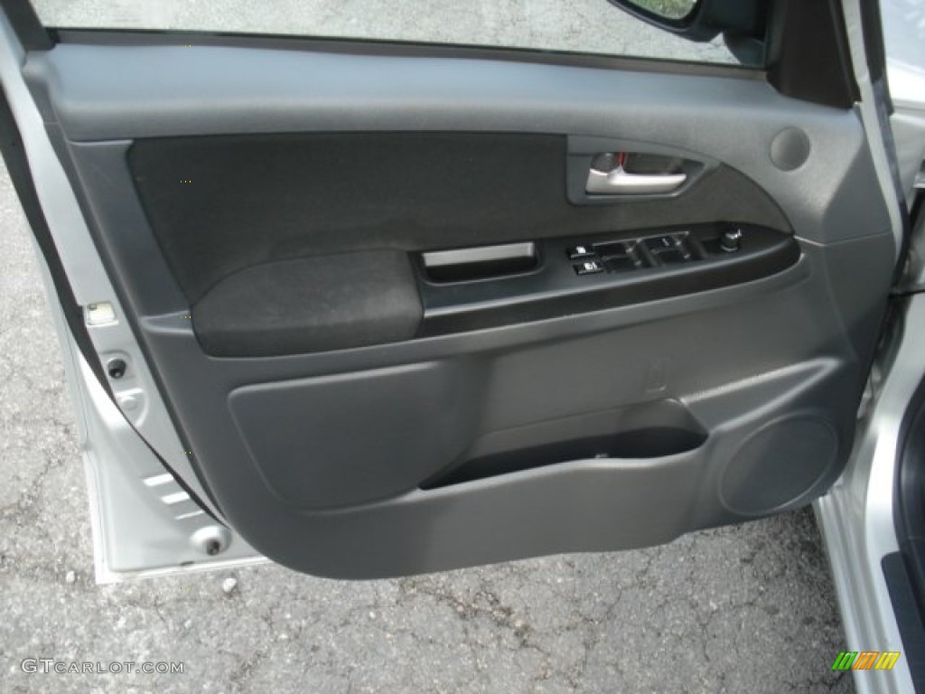 2010 Suzuki SX4 Sedan Door Panel Photos