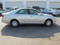 Lunar Mist Metallic - Camry LE Photo No. 5