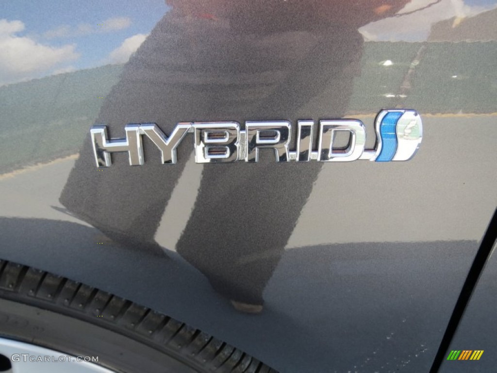2012 Prius c Hybrid Two - Magnetic Gray Metallic / Light Blue Gray/Black photo #11
