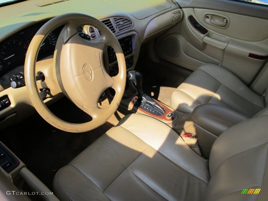 1999 Intrigue GLS - Arctic White / Neutral photo #10