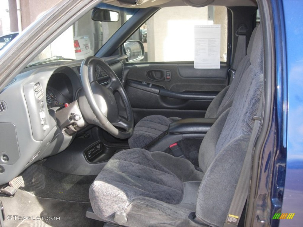 2001 GMC Sonoma SLS Crew Cab 4x4 Front Seat Photo #72676557
