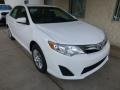 Super White - Camry LE Photo No. 7