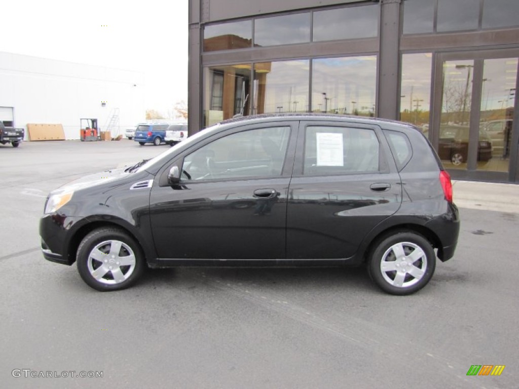 2010 Aveo Aveo5 LT - Black Granite / Charcoal photo #2