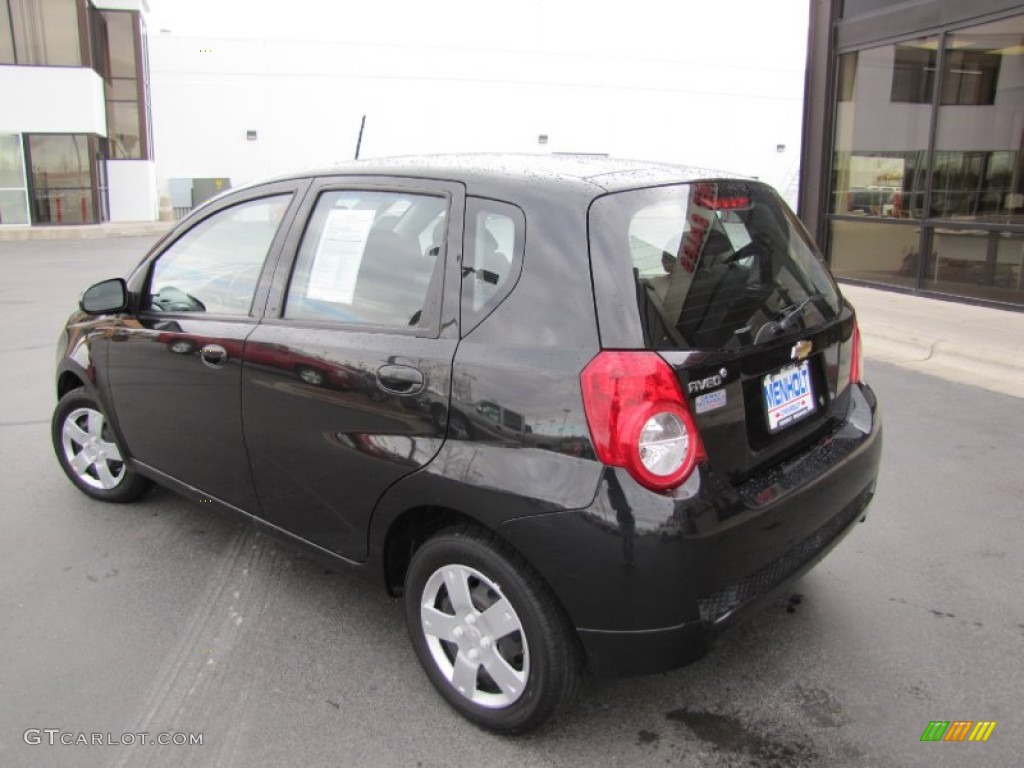 2010 Aveo Aveo5 LT - Black Granite / Charcoal photo #3
