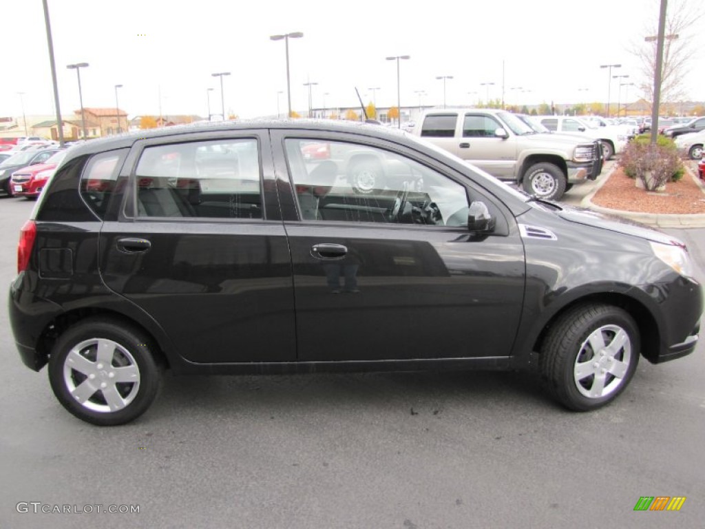 2010 Aveo Aveo5 LT - Black Granite / Charcoal photo #6