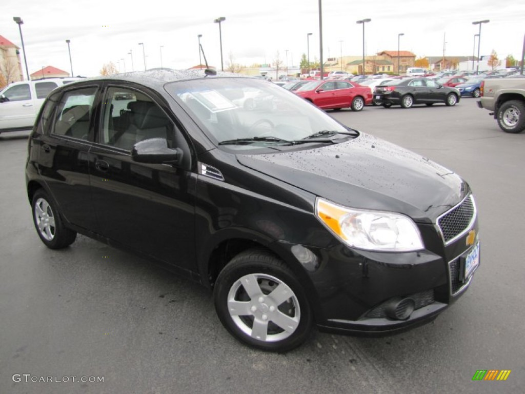 2010 Aveo Aveo5 LT - Black Granite / Charcoal photo #7