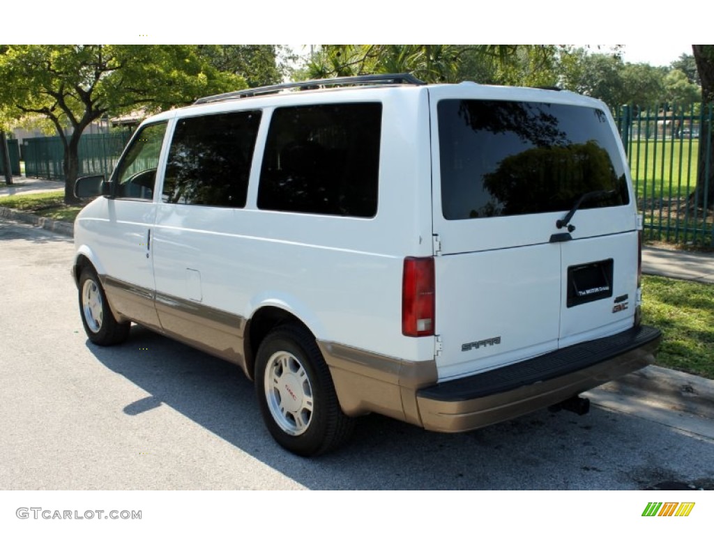 2003 GMC Safari Standard Safari Model Exterior Photos