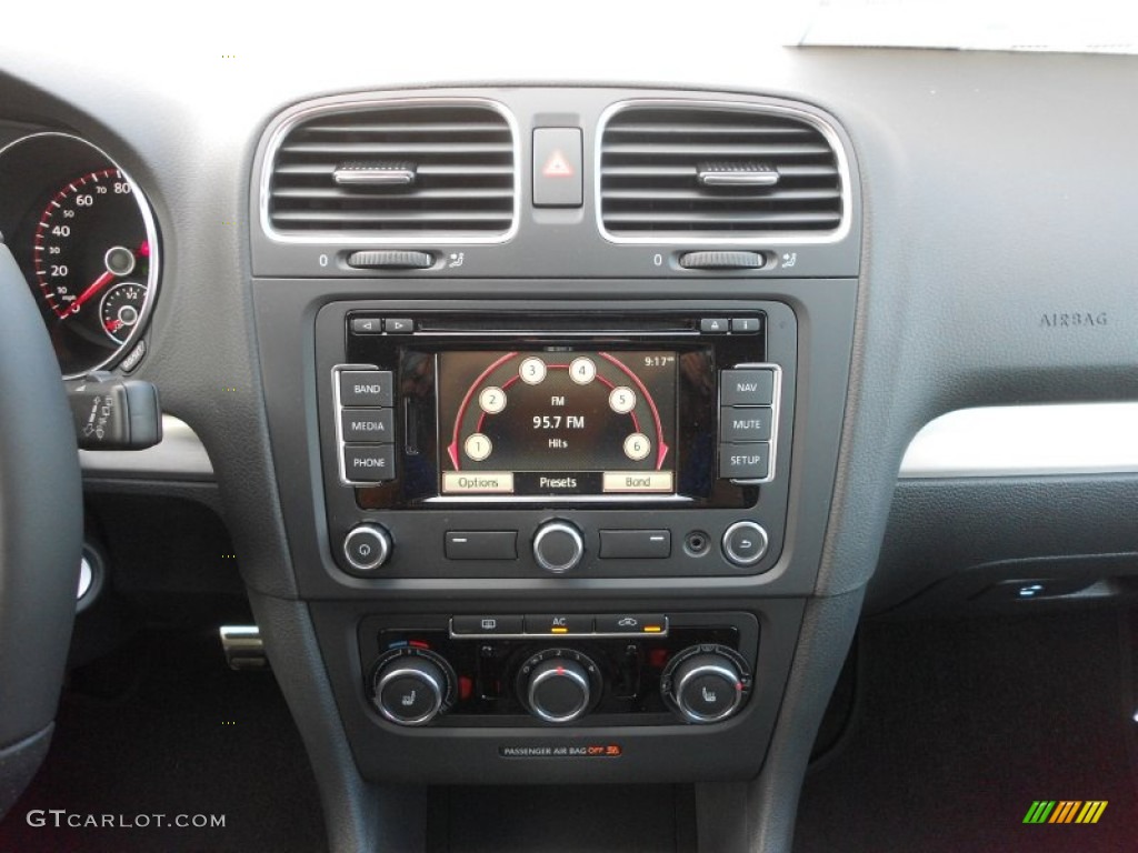 2013 Volkswagen GTI 4 Door Controls Photo #72678933