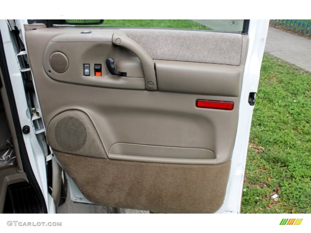 2003 GMC Safari Standard Safari Model Door Panel Photos