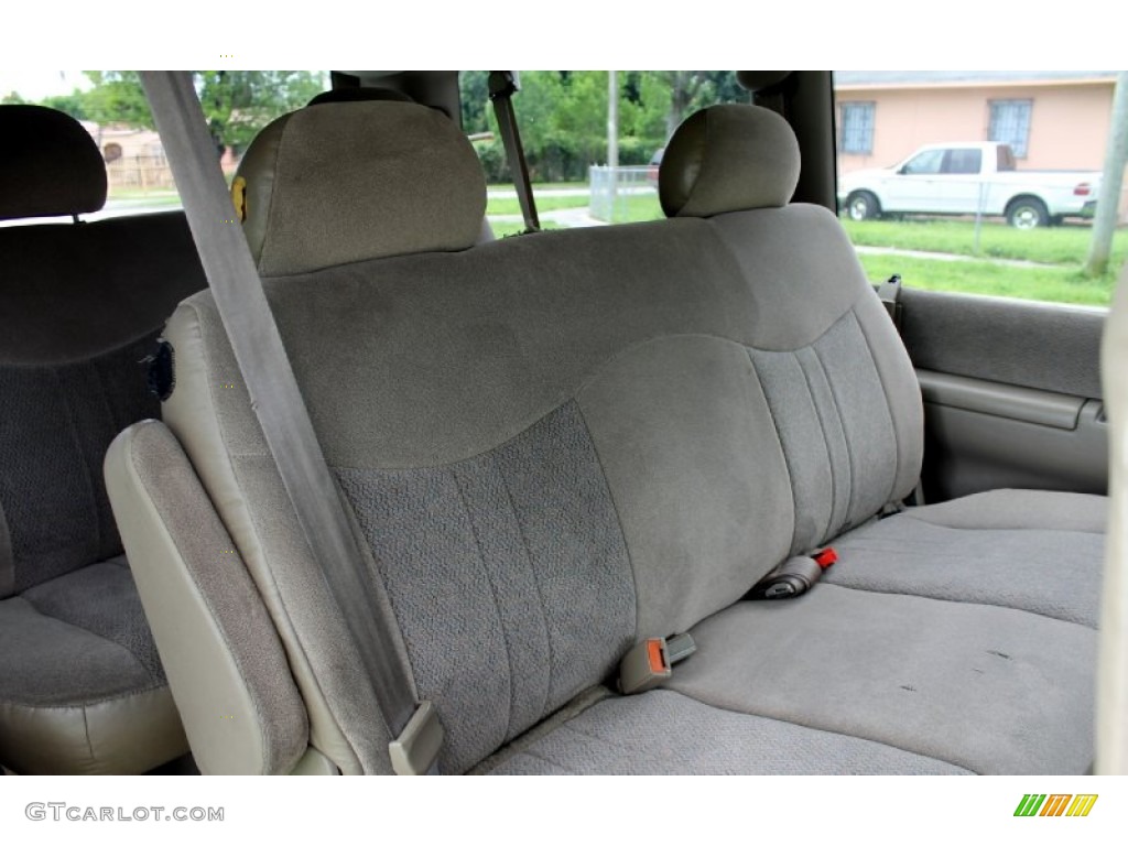 2003 GMC Safari Standard Safari Model Interior Color Photos